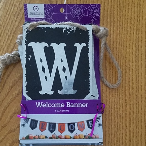 Welcome Halloween Banner - Picture 2 of 6